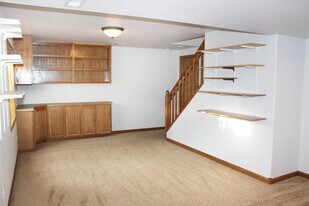 Building Photo - 1025 Centennial Dr
