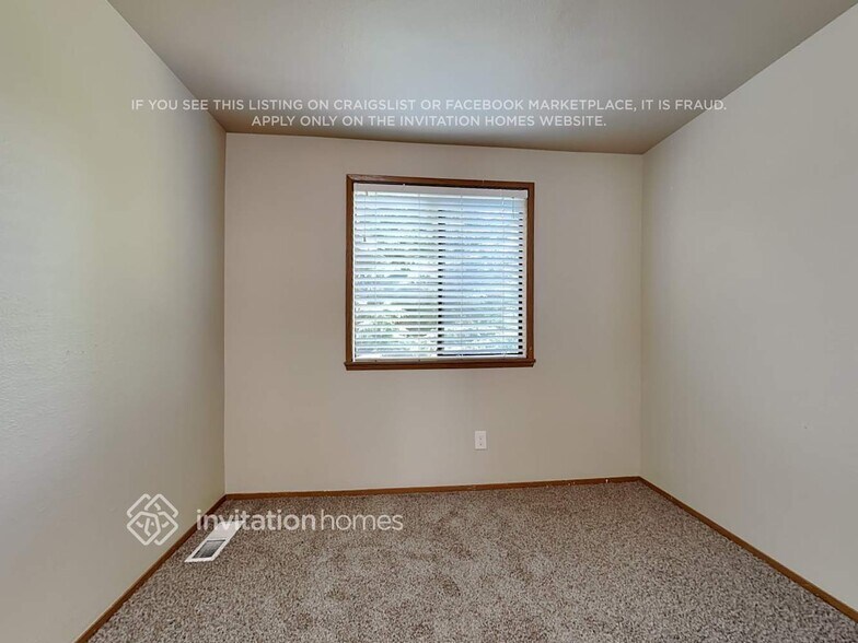 Building Photo - 28031 121st Ave SE