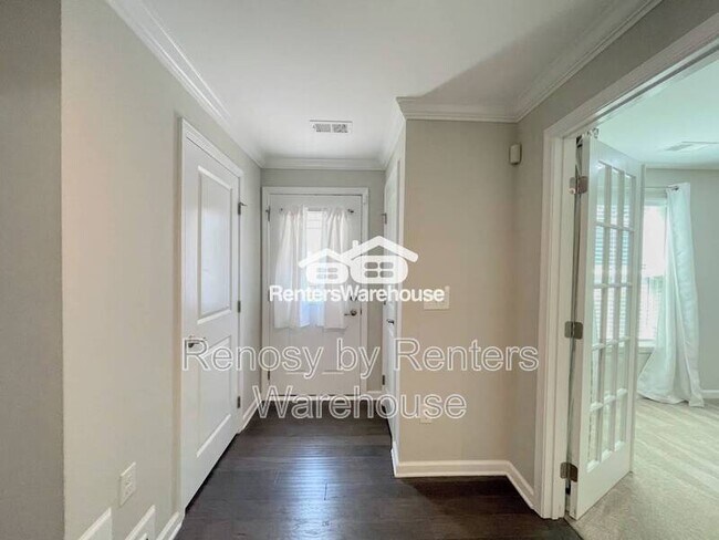 Building Photo - 521 Charles Porteus Ln