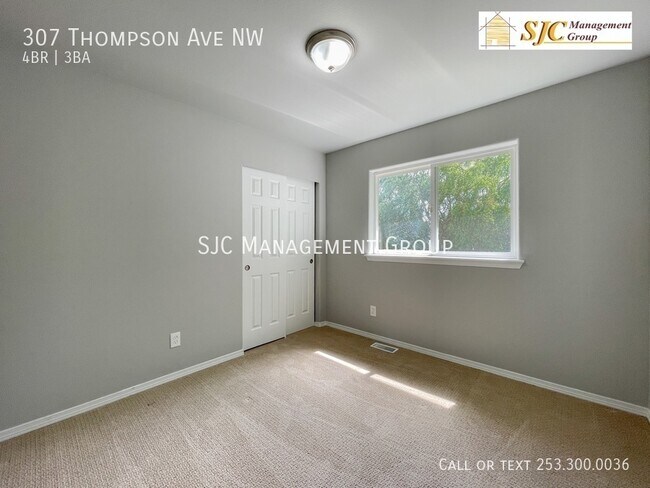 Building Photo - 307 Thompson Ave NW