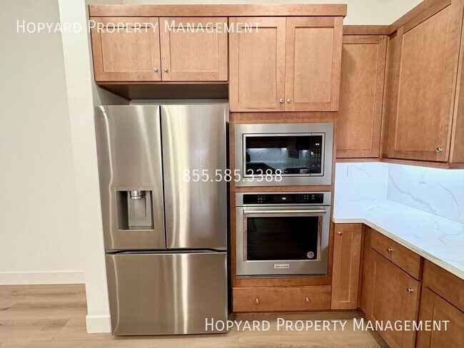 Building Photo - 302 Tea Tree Terrace