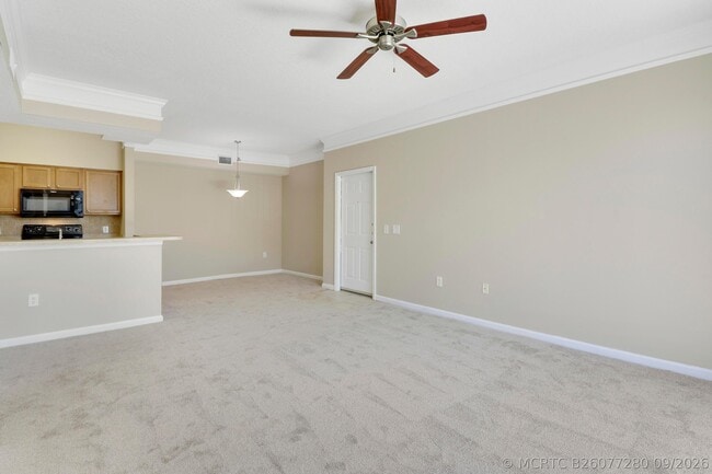 Building Photo - 9211 Myrtlewood Cir W