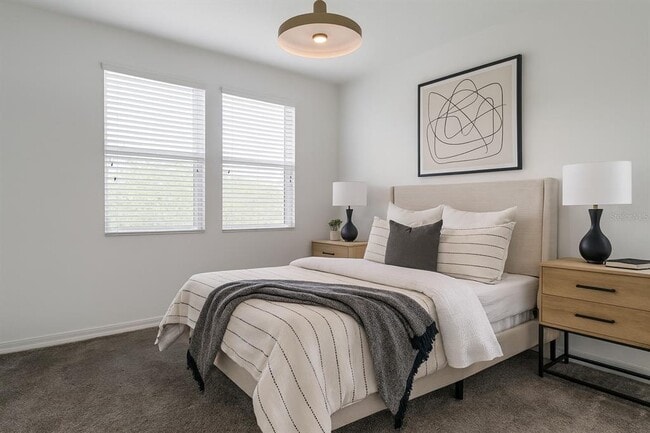 Building Photo - 6625 Great Bear Dr