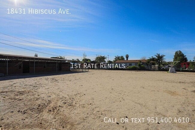 Building Photo - 18431 Hibiscus Ave