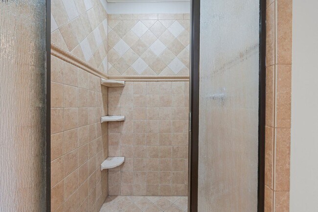 Building Photo - Lovely Single Family Home