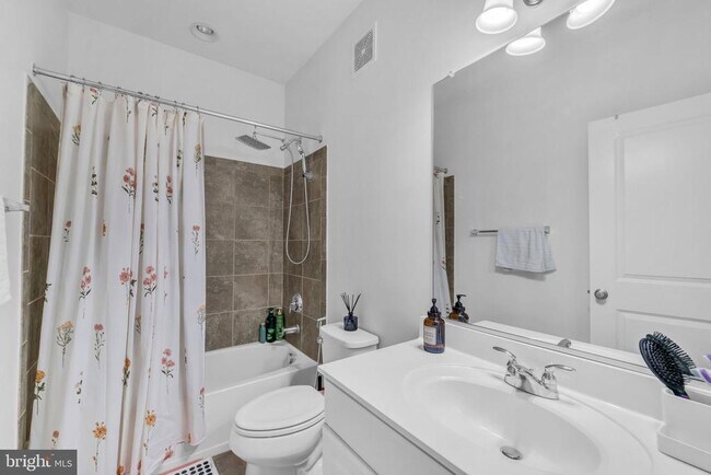 Building Photo - 23548 Belvoir Woods Terrace