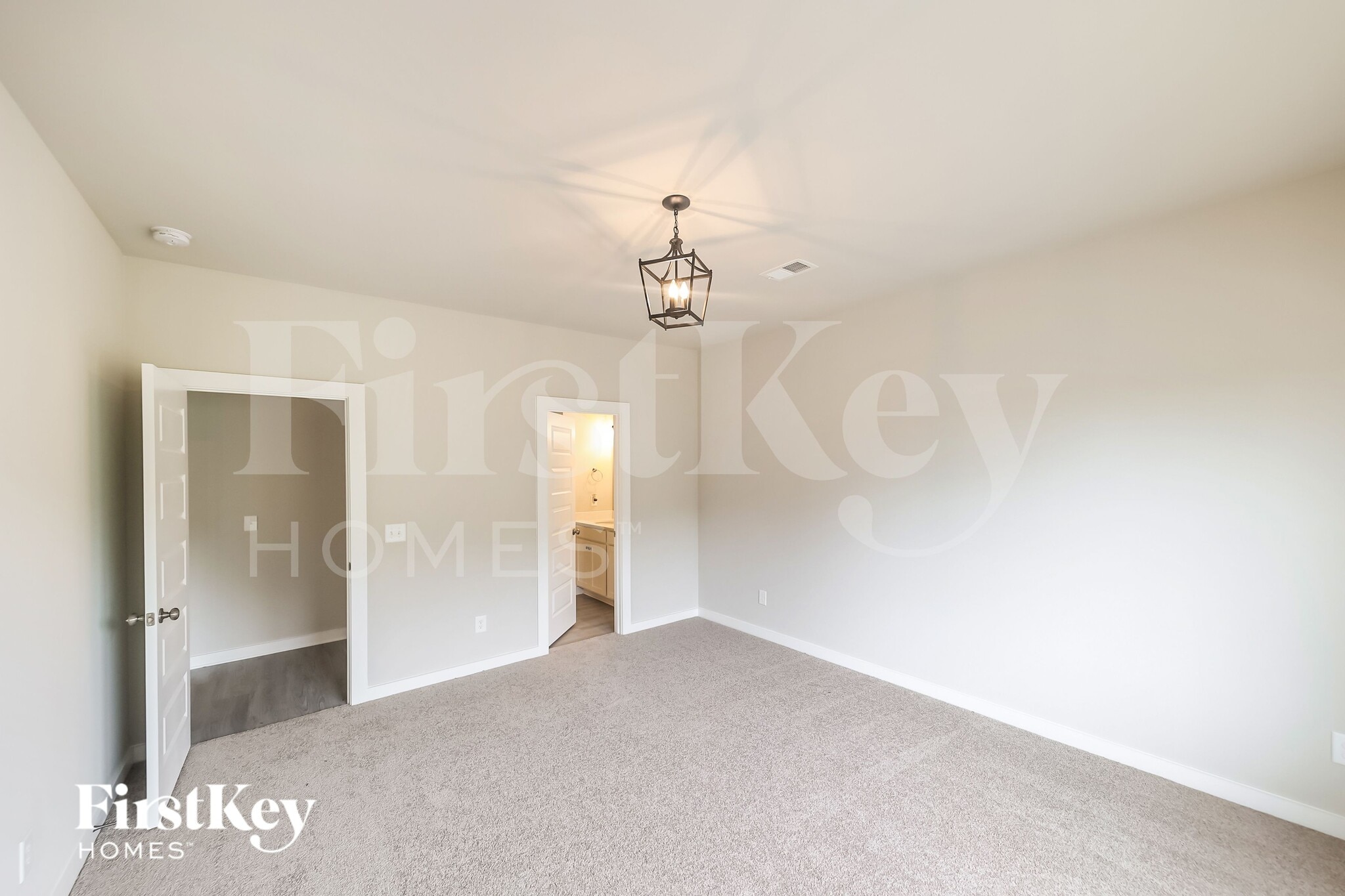 Building Photo - 171 County Rd 1700