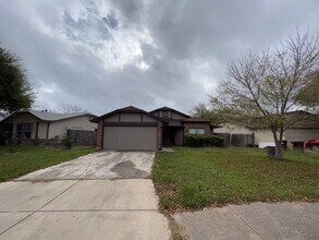 Building Photo - NICE & SPACIOUS!  3 BEDROOM / 2 BATH HOME LOCATED IN SPRING MEADOWS*FIREPLACE IN LIVING ROOM*