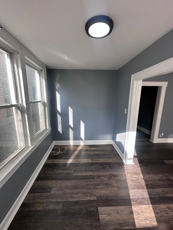 Building Photo - 87 Tillinghast St
