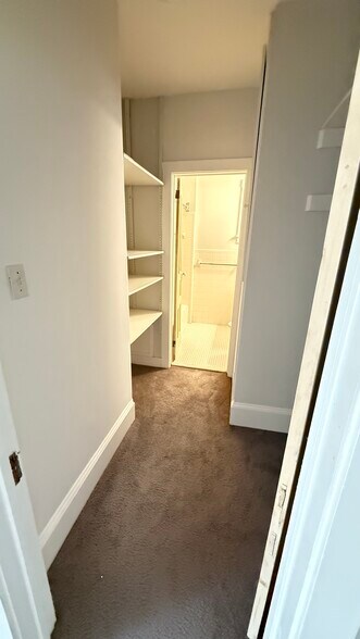 Building Photo - 1203 Delaware Ave