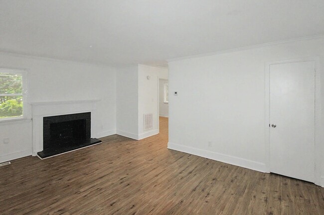 Building Photo - 2517 Rachel St