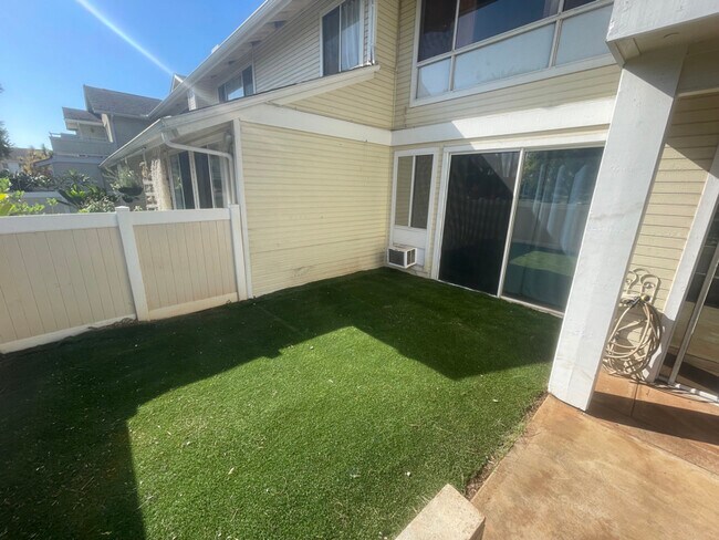 Building Photo - 91-962-962 Laaulu St