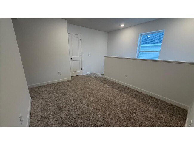 Building Photo - 22348 Isla Wy