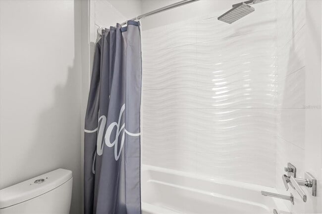 Building Photo - 1049 N Kentucky Ave