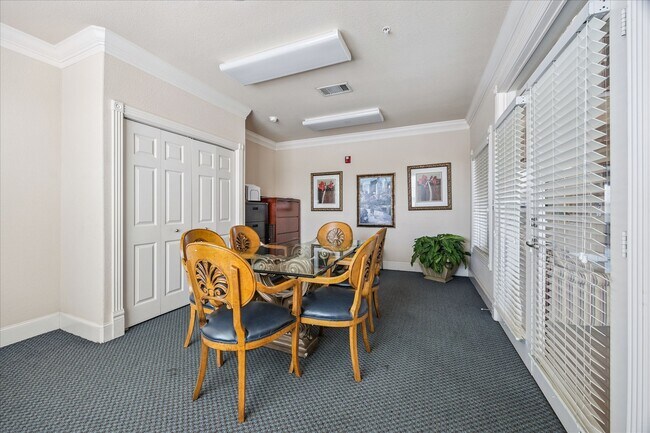 Building Photo - 1711 Old Spanish Trl