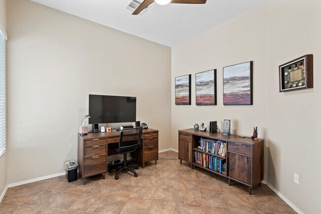 Building Photo - 5428 W Winding Desert Dr