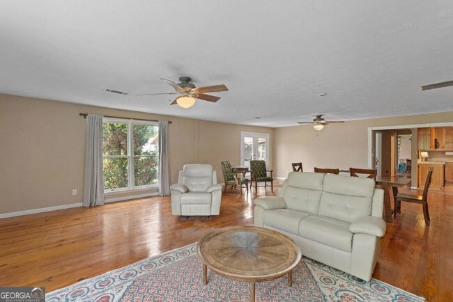 Building Photo - 6780 Johnson Rd