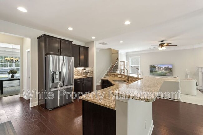 Building Photo - 1830 Alden Oaks Dr