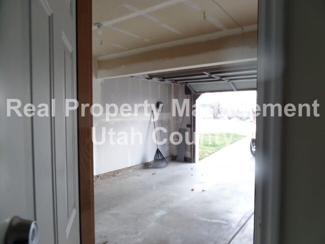 Building Photo - 3 bedroom home in Lehi