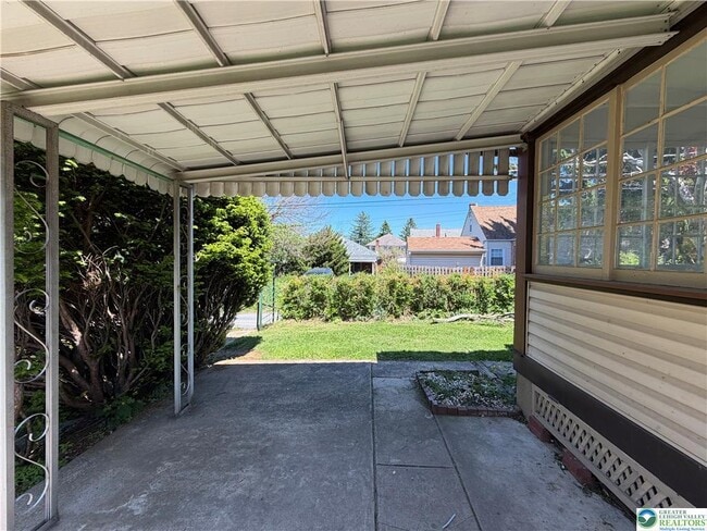 Building Photo - 1848 S Wood St