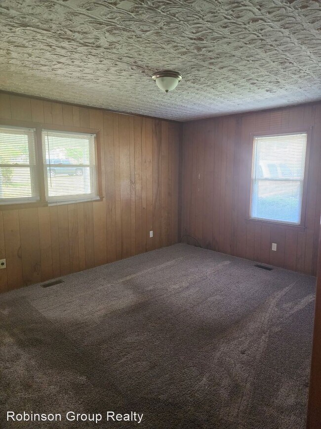 Building Photo - 3 br, 1.5 bath House - 108 Jenkins St