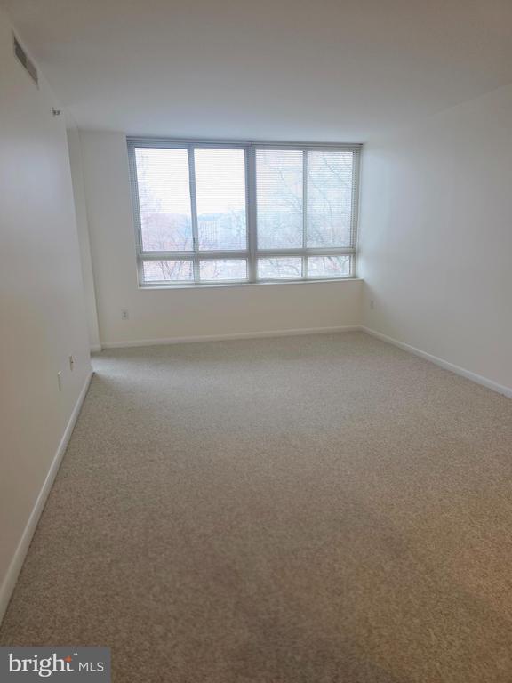 Building Photo - 350 G St SW