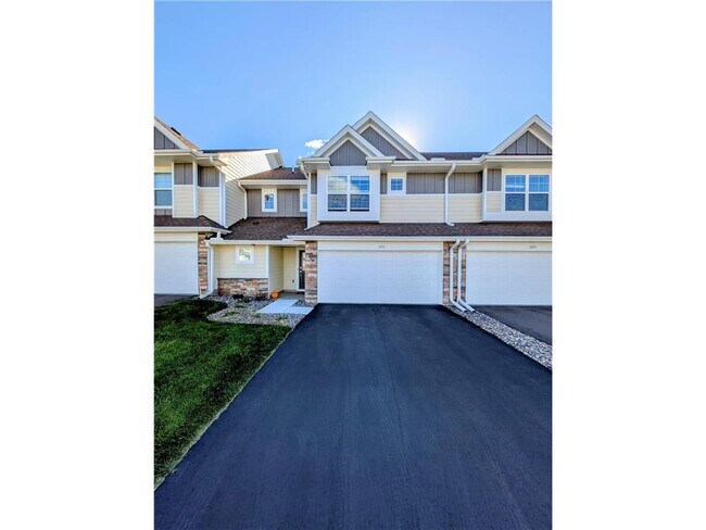 Primary Photo - 1073 Jubert Dr