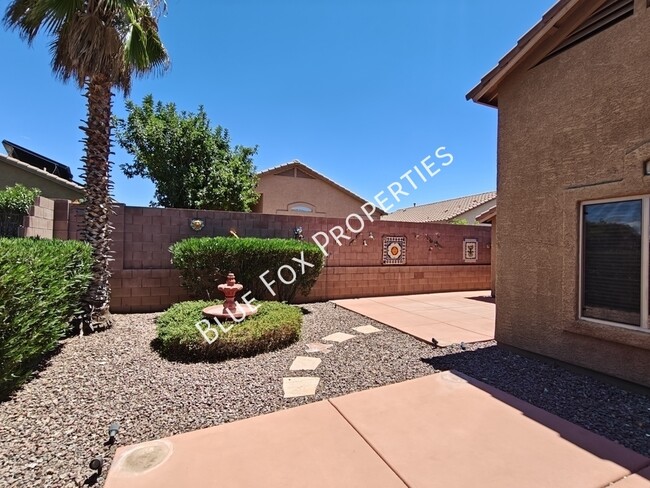 Building Photo - 10923 S Lake Gambusi Dr