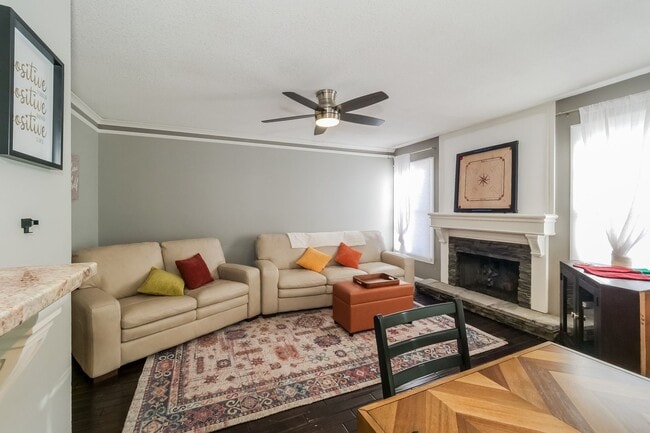 Building Photo - Price Drop!! Overland Park MidTerm or LongTerm Townhome 2/3-Bed, 3.5-Bath w/ GYM!! - Furnished or...