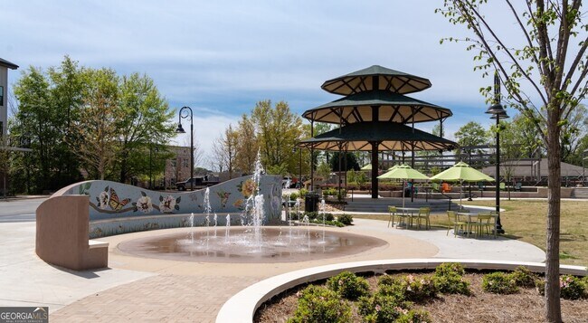 Building Photo - 2250 Oak Rd SW