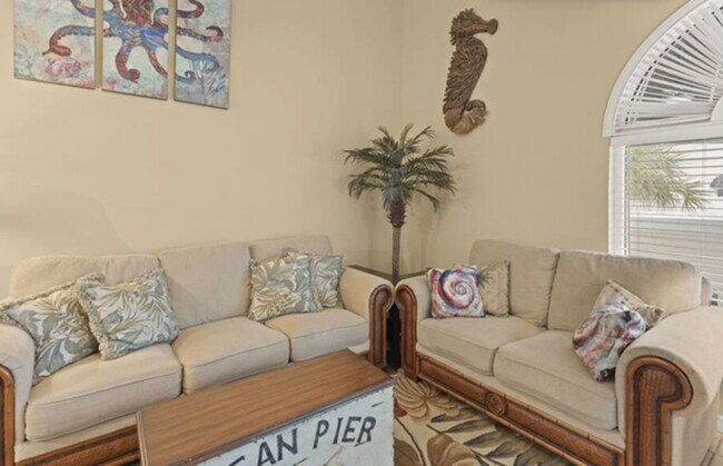 Building Photo - 8600 Ridgewood Ave