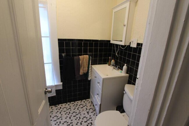 Primary Photo - 3.0 bedroom in Cambridge Massachusetts 02139