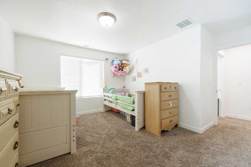 Building Photo - 1859 S 410 W