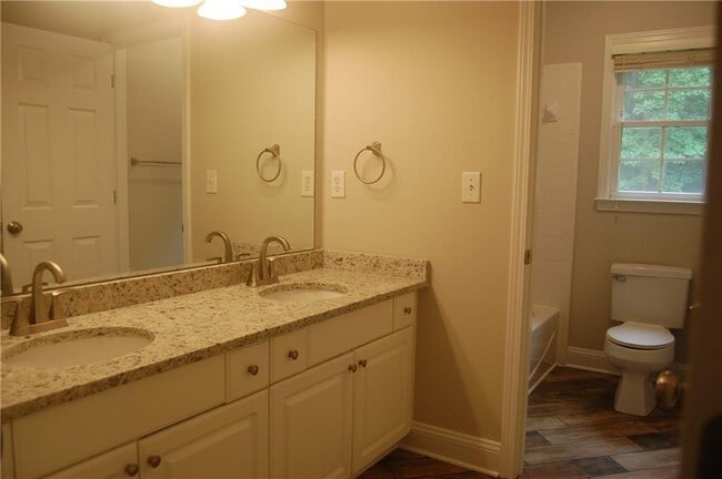 Building Photo - 5291 Camden Lake Pkwy NW