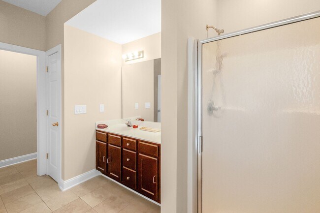 Building Photo - Charming 3 bed 2.5 bath Home in Huntersville!