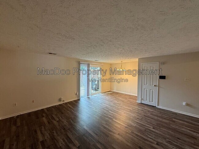 Building Photo - 4749 Hedrick Ln