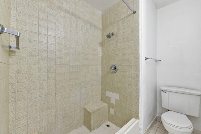 Building Photo - 7138 Mobud Dr