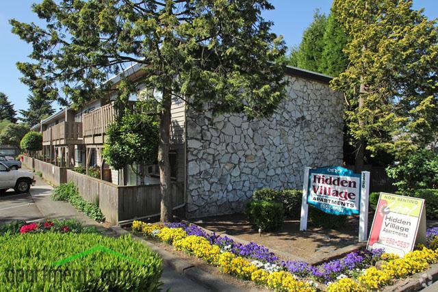 Primary Photo - Hidden Village Apartment Homes