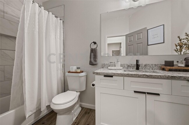Building Photo - Well Maintained 4/2/2 in Great North Fort ...