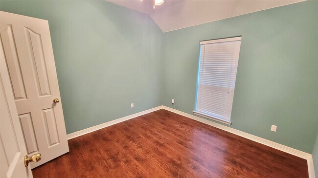 Building Photo - 3702 Mystic Cir