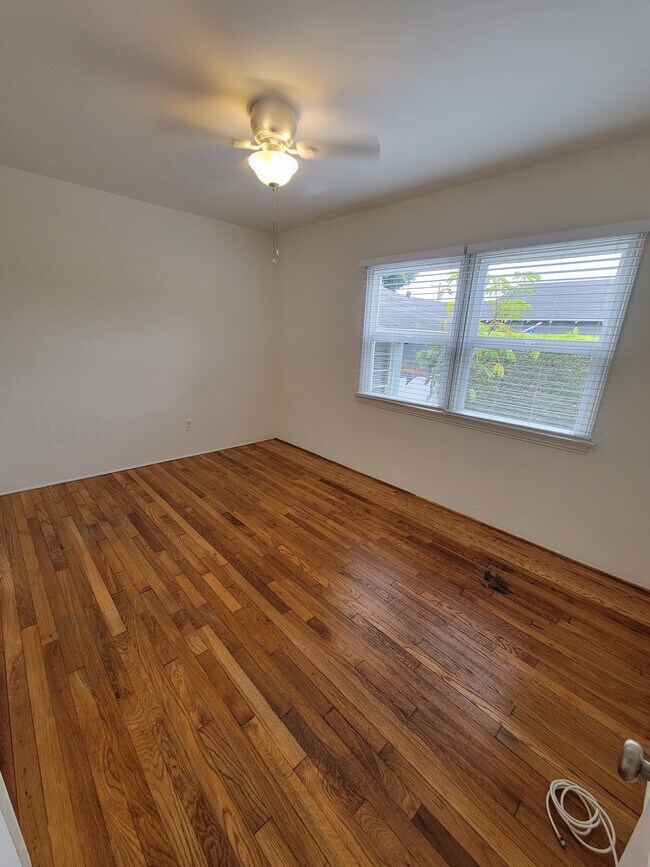 Building Photo - 619 Elvira Ave