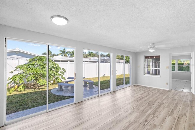 Building Photo - 11095 56th Ave N