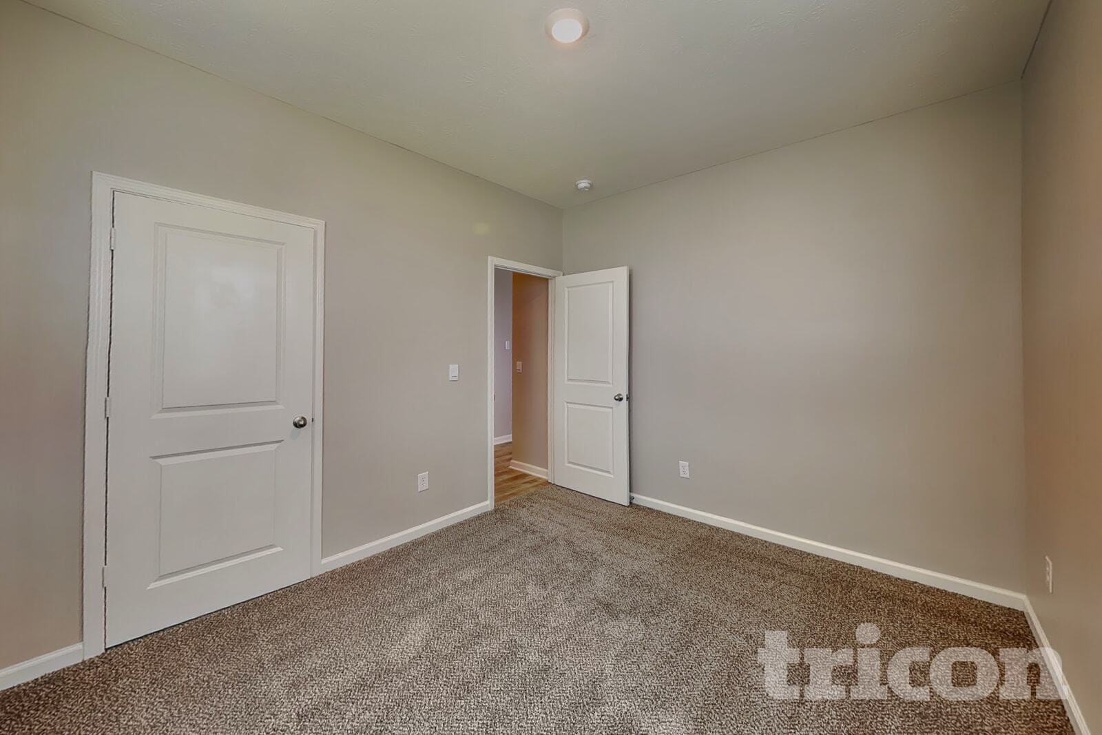 Building Photo - 1810 Downey Ln