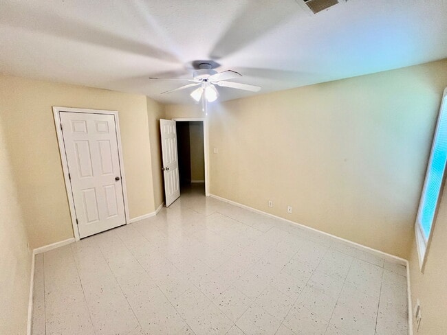 Building Photo - 9063  1D Pembroke Road  Oak Grove KY 42262