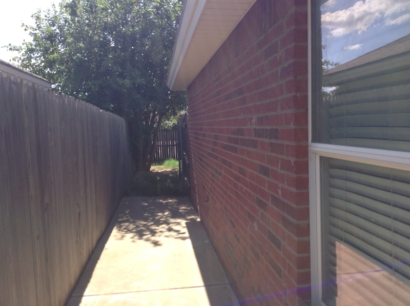 Building Photo - 523 N Clinton Ave