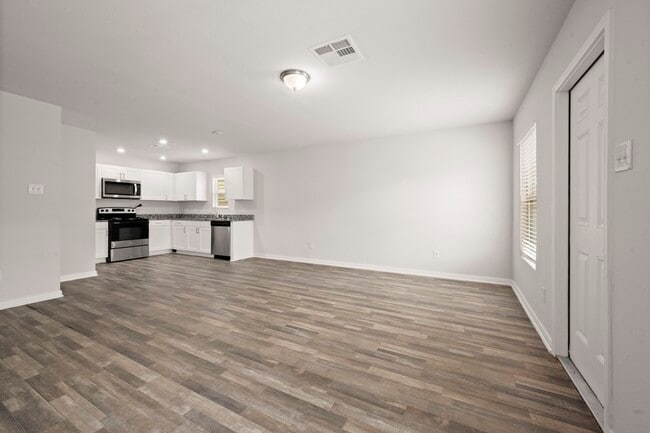 Building Photo - 15555 Taylorcrest Dr