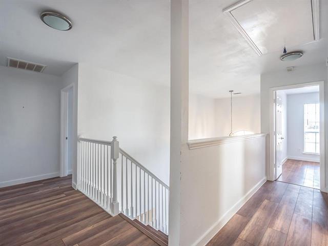 Building Photo - 10417 Forrest Dr