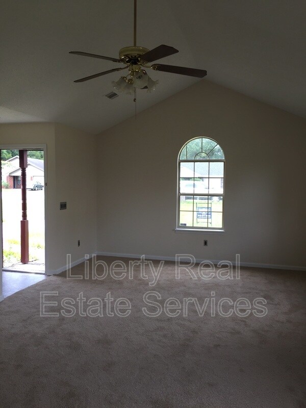 Building Photo - 1402 Desert Storm Dr