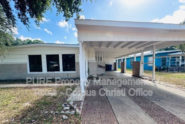 Building Photo - 3817 Lamont St