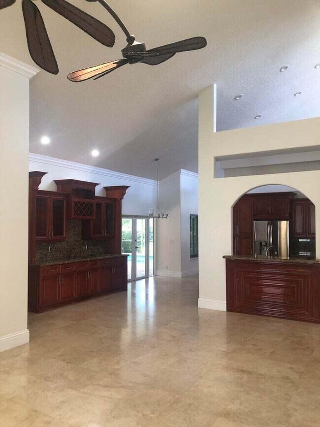 Building Photo - 8649 NW 57th Ct